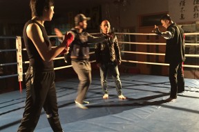 kaiyun(中国)官方网站-球员状态神勇，对抗局势紧张刺激()